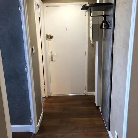 Apartment Monfs Clermont-ferrand, Pres De Toute Commodites