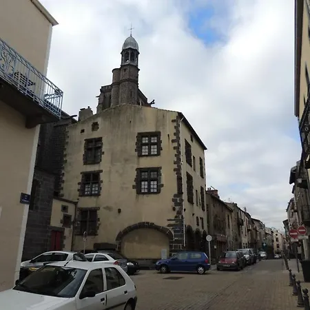 Monfs Clermont-ferrand, Pres De Toute Commodites Clermont-Ferrand