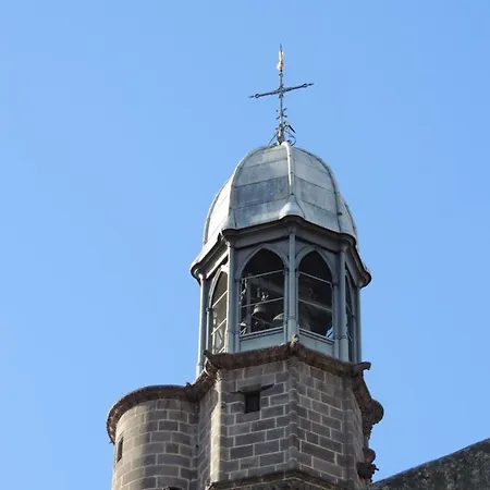 Apartment Monfs Clermont-ferrand, Pres De Toute Commodites *