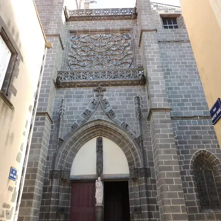 Monfs Clermont-ferrand, Pres De Toute Commodites Apartment