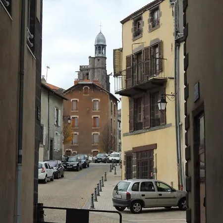 Appartamento Monfs Clermont-ferrand, Pres De Toute Commodites *