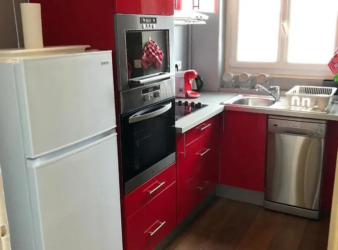 Monfs Clermont-ferrand, Pres De Toute Commodites Apartamento Clermont-Ferrand