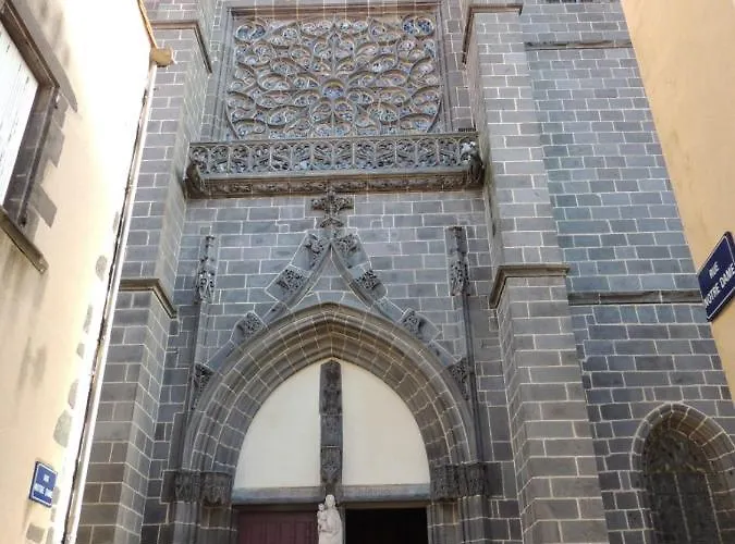 Monfs Clermont-ferrand, Pres De Toute Commodites Appartamento